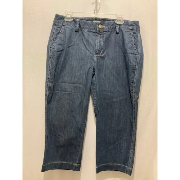 Eddie Bauer Women 12 Blue Denim Capri Pants Stretch Cropped Mid Rise WPL 9647 - Picture 1 of 7